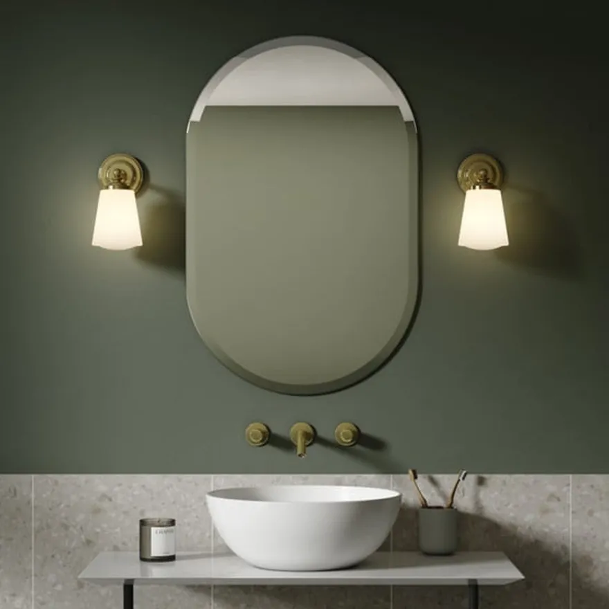Anton vegglampe for baderom IP44