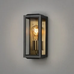 Carpi vegglampe utendørs H30 cm IP44 - Svart/Messing