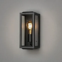 Carpi vegglampe utendørs IP44 - Svart/Klart glass