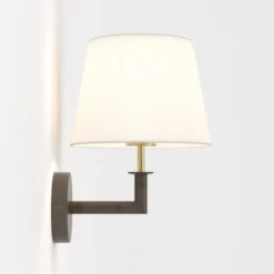 Club vegglampe - uten skjerm