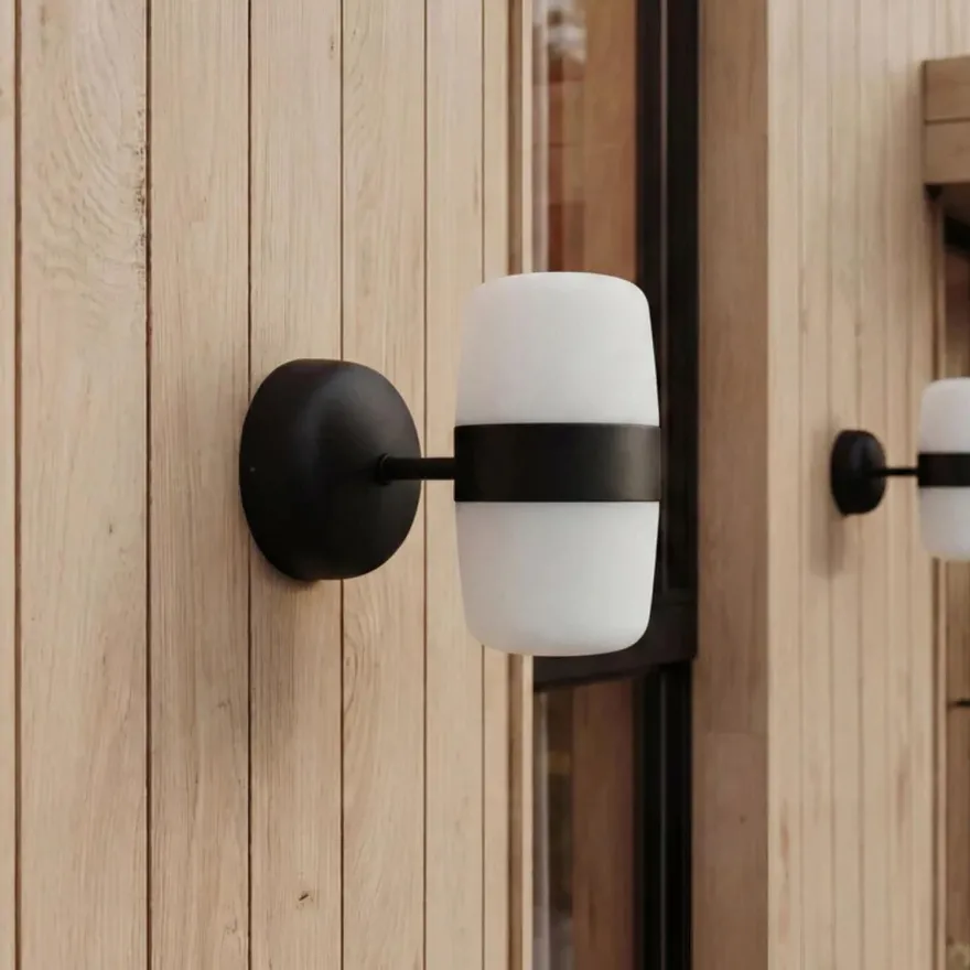 Dahl Hall utendørs/innendørs vegglampe