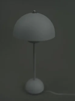 Flowerpot VP3 bordlampe