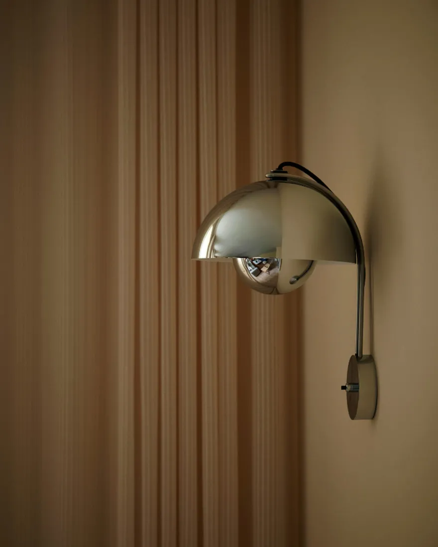 Flowerpot VP8 vegglampe