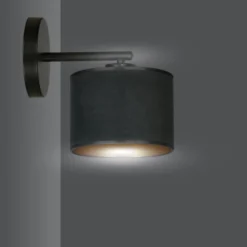 Hilde vegglampe - Sort/Gullfarget