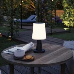 Ilanga portabel bordlampe oppladbar 2,1W 2700 Kelvin IP44 - Solcelle