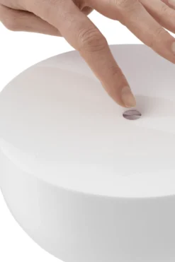 Kizu Portable bordlampe - Hvit marmor