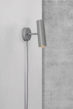 MIB 6 Vegglampe
