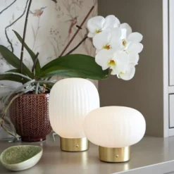 Millie bordlampe - Oppladbar