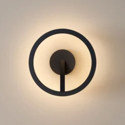 Mind 220 vegglampe 9W 2700 Kelvin RA90 dimbar