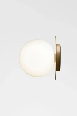 Nuura Liila 1 vegglampe/taklampe - large - nordic gold / opal