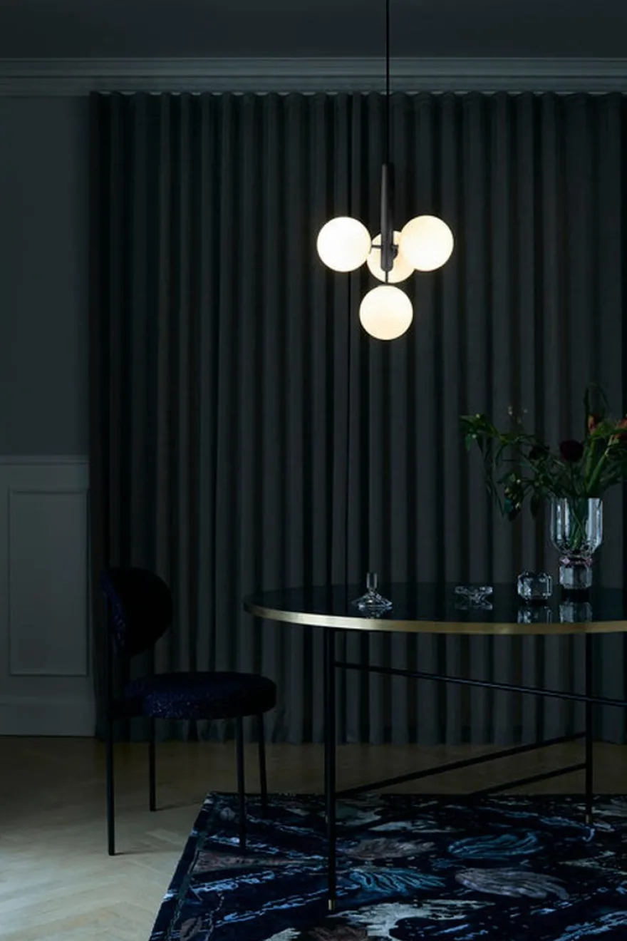 Nuura Miira 4 svart/optikk
