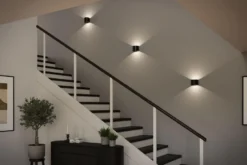 Nyara rund oppladbar vegglampe opp/ned lys med sensor