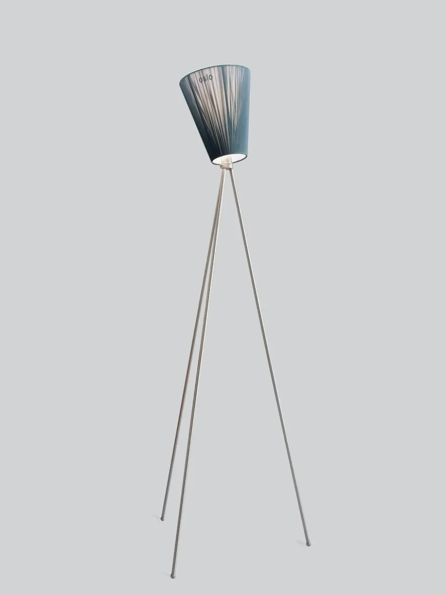 Oslo Wood gulvlampe stål med skjerm