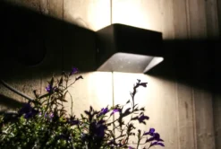 Søgne xl vegglampe opp/ned utendørs IP54 18W 3000K - Svart