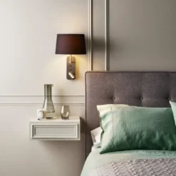 Side by Side vegglampe med skjerm