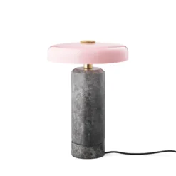 Trip oppladbar bordlampe - Sølv marmor/Rosa blank skjerm