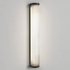Versailles 600 vegglampe 25W IP44 3000 kelvin - Matt Gullfarget