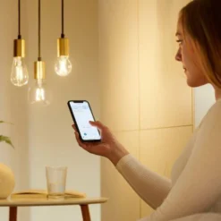 WiZ E27 Lyspære filament A64 6,7W Wifi - Justerbar fargetemperatur 2700-6500 Kelvin v1