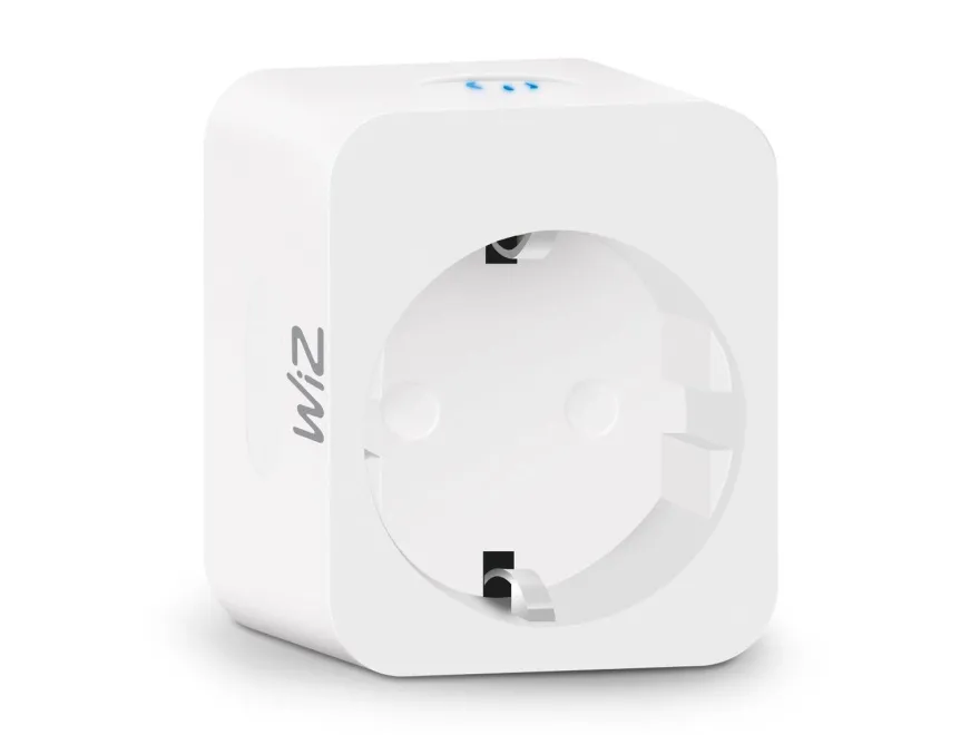WiZ Smartplug m/strømmåler